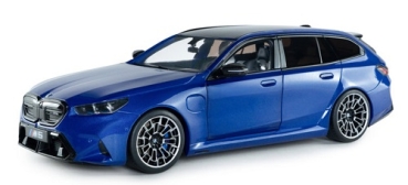 421186550 BMW M5 Touring (G99) 2025 Marina Bay blue 1:18